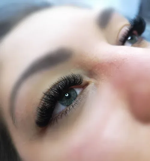 Rzęsy 2D 3D objętość Warszawa – stylizacja rzęs Wola Veronica Lashes